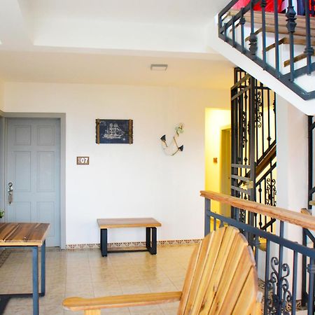 Hostal Marina Samana Exteriör bild