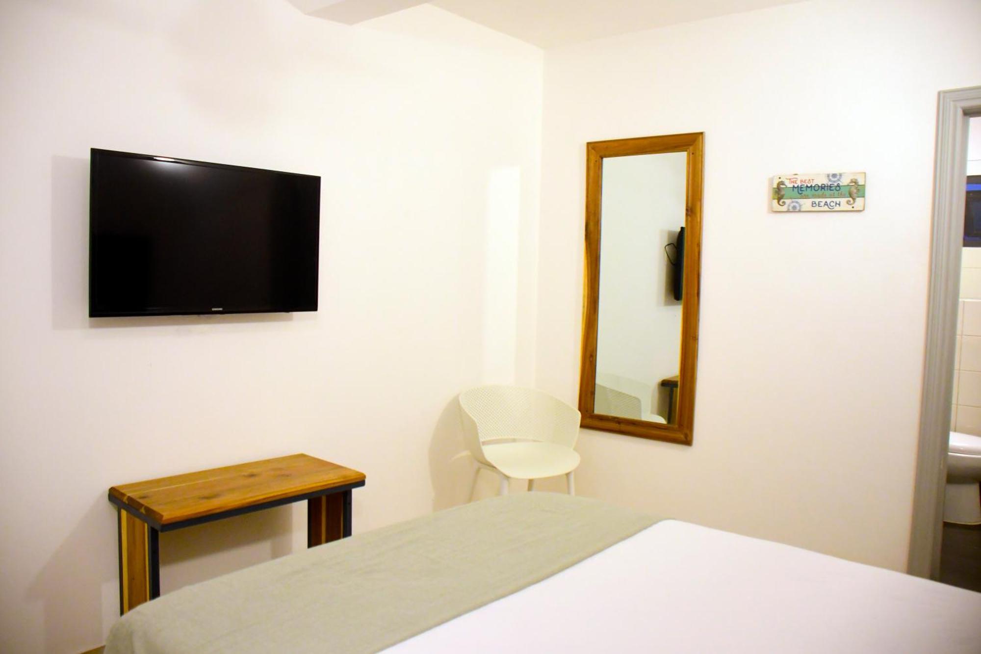 Hostal Marina Samana Exteriör bild
